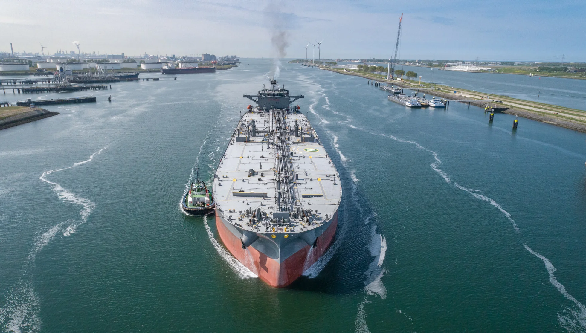 ECO MALIBU Suezmax tanker at sea